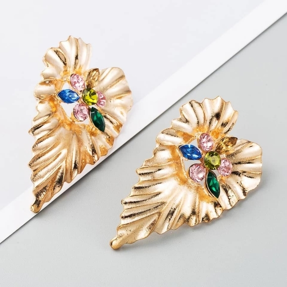 Earring - Picture 3 of 3